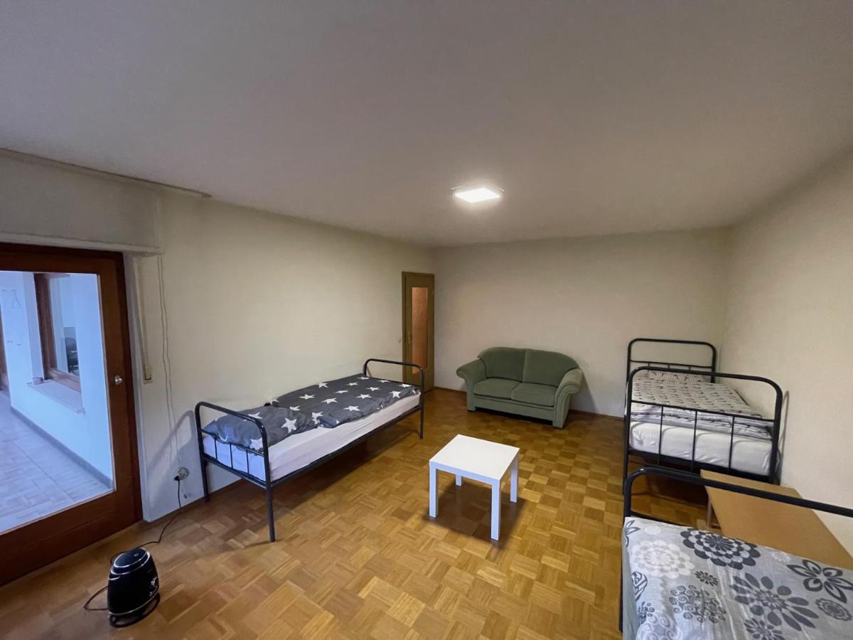 Bonn-Beuel Zentrale Ferienwohnung Mit Parkplaetzen Luaran gambar