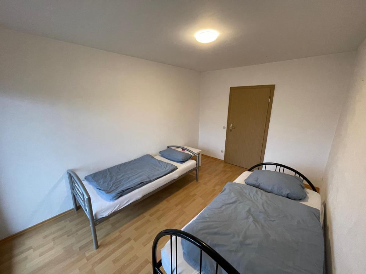Bonn-Beuel Zentrale Ferienwohnung Mit Parkplaetzen Luaran gambar