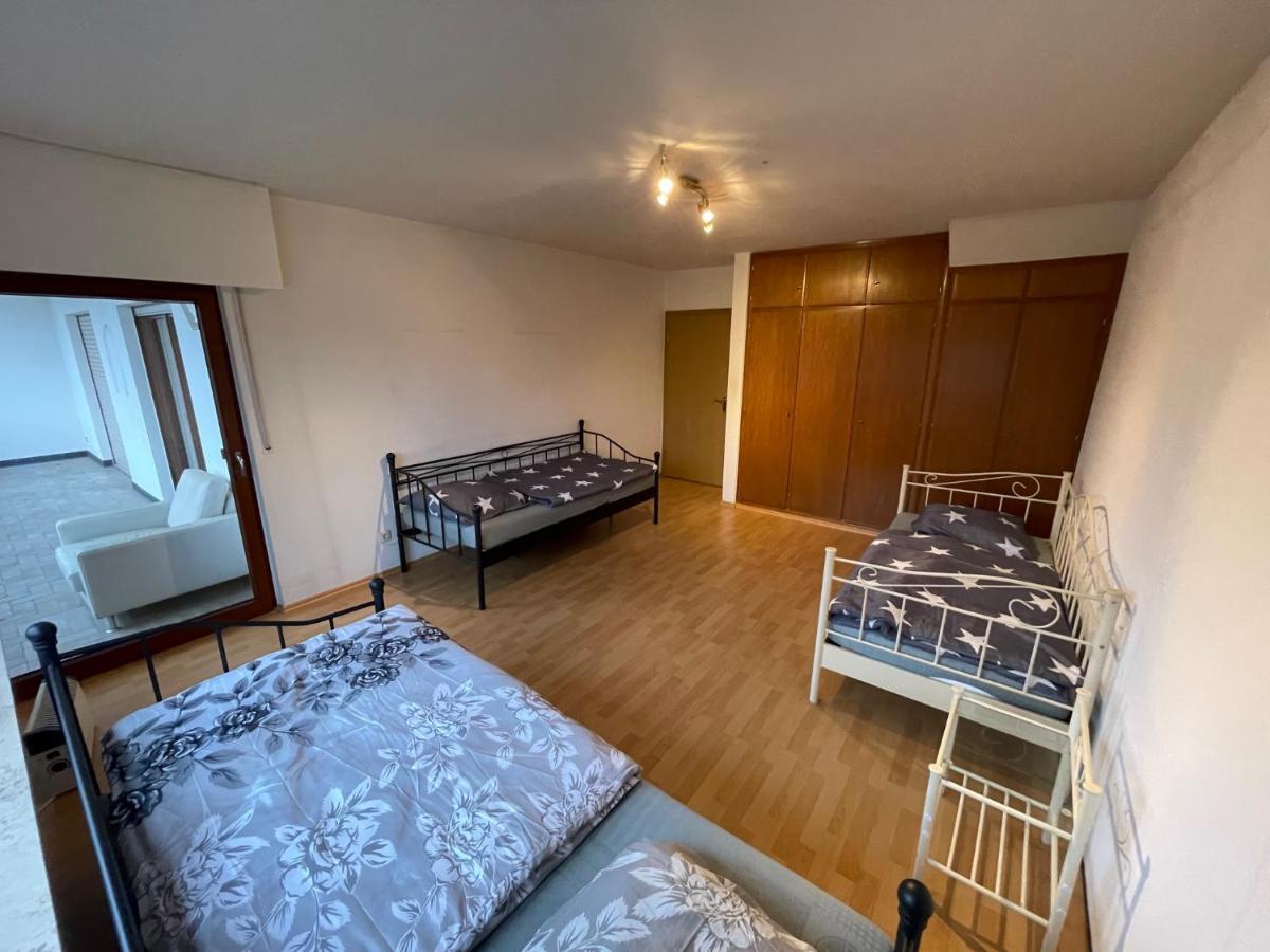 Bonn-Beuel Zentrale Ferienwohnung Mit Parkplaetzen Luaran gambar